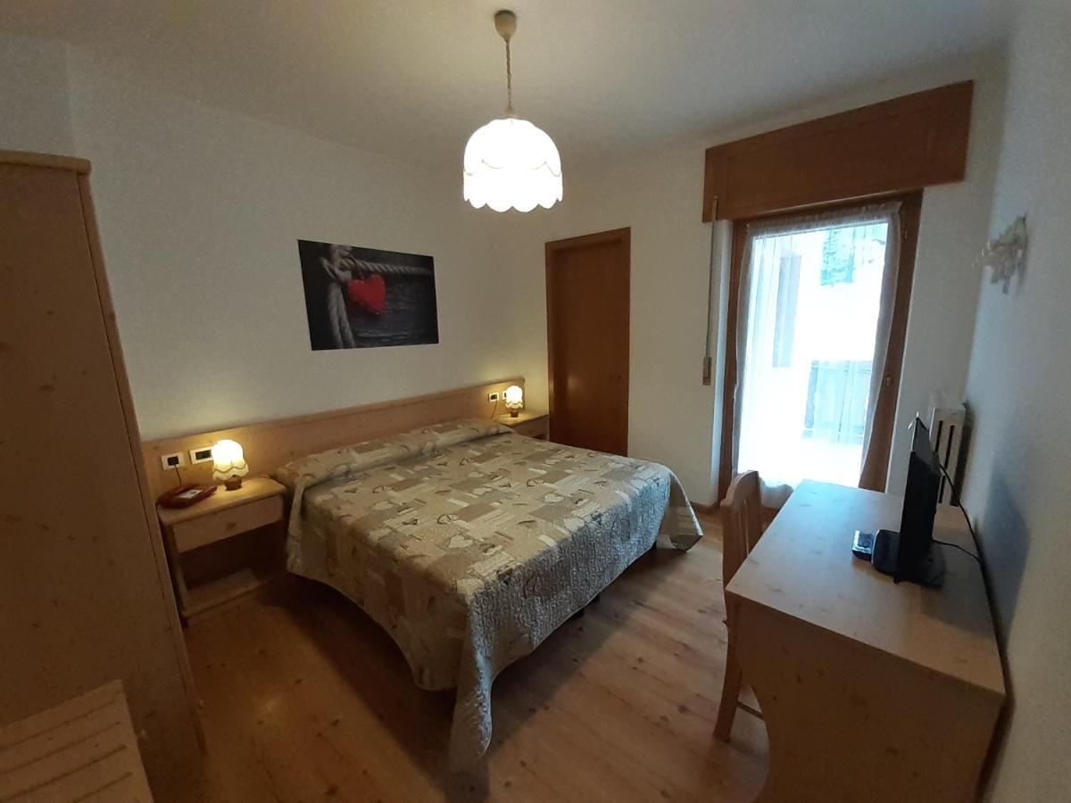 Hotel Garni Miramonti Falcade Buitenkant foto