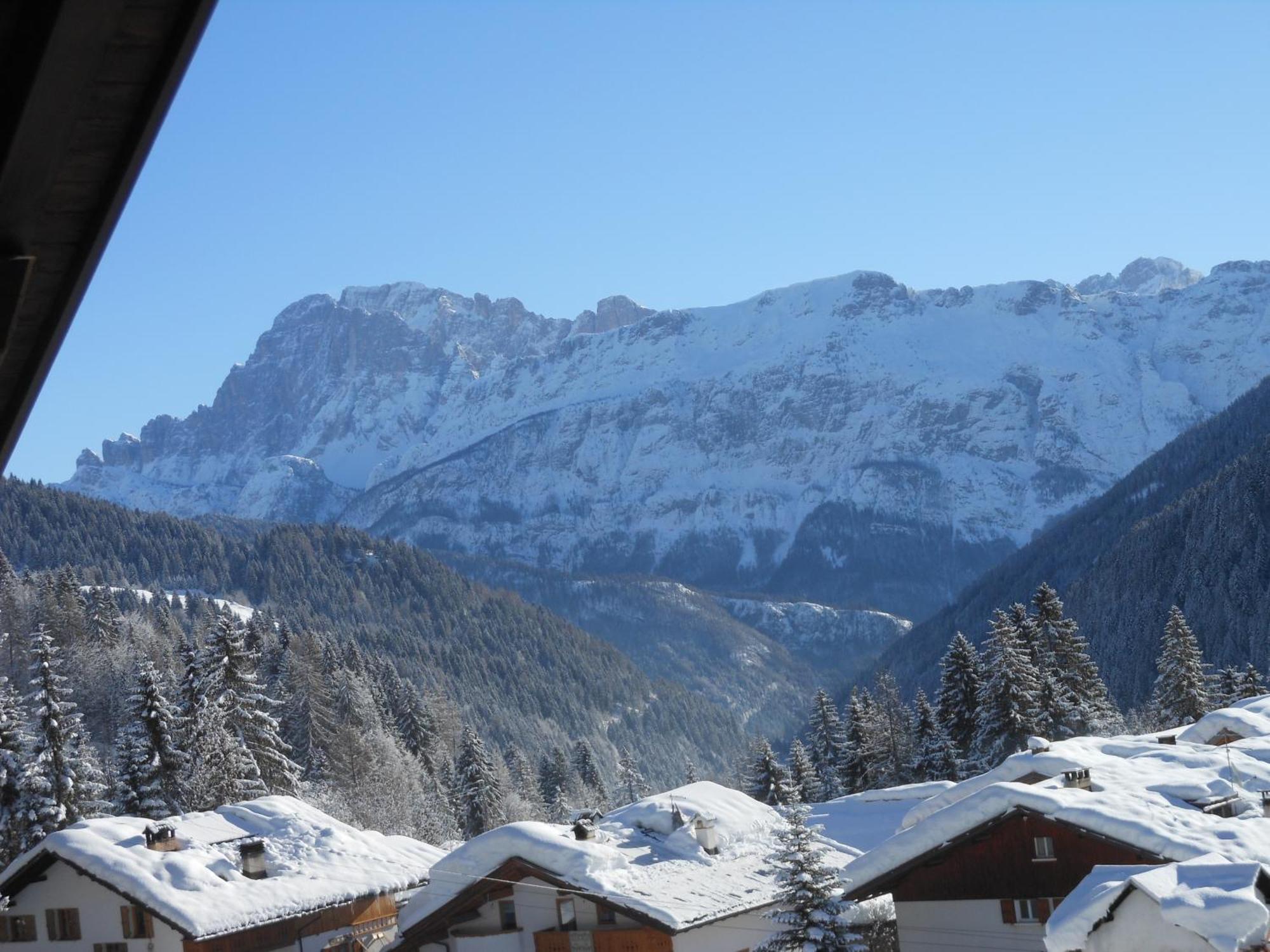 Hotel Garni Miramonti Falcade Buitenkant foto