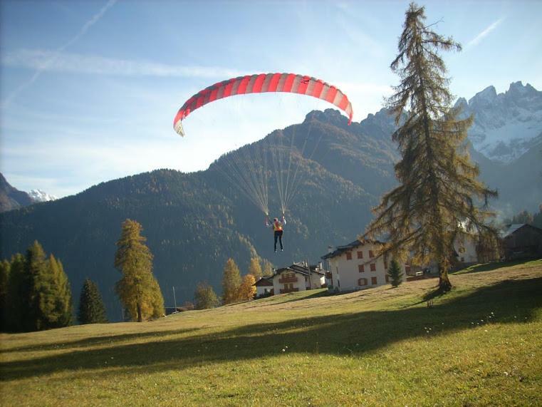 Hotel Garni Miramonti Falcade Buitenkant foto