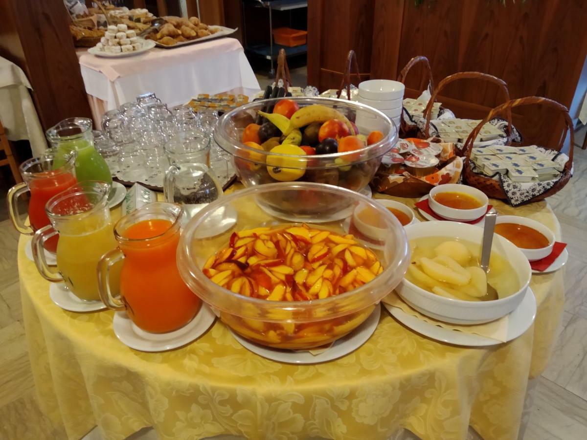 Hotel Garni Miramonti Falcade Buitenkant foto