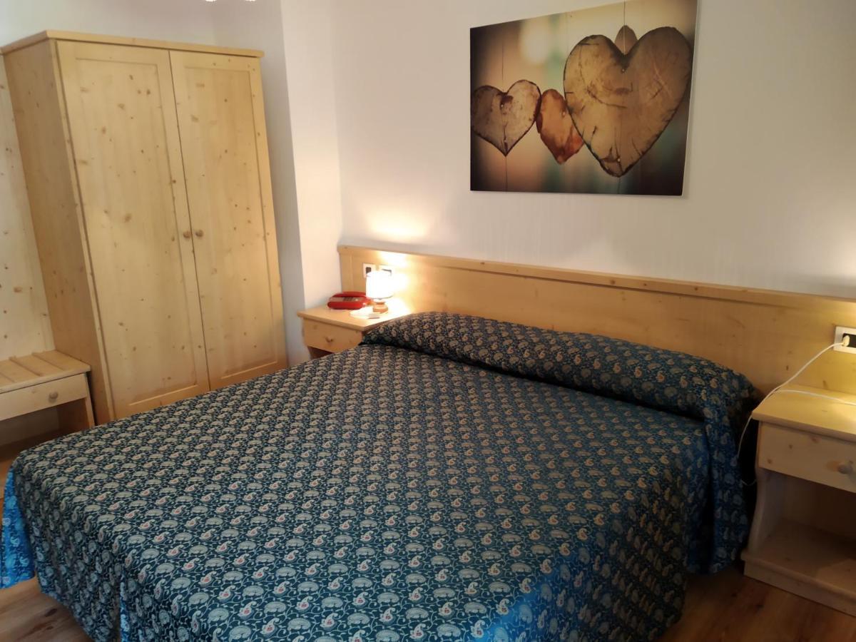 Hotel Garni Miramonti Falcade Buitenkant foto